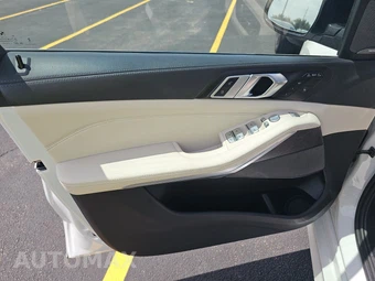 2024 BMW X7 Sports Activity Vehicle M60i – miniatura 9