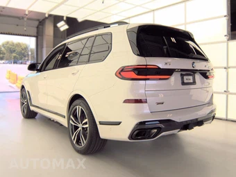 2024 BMW X7 Sports Activity Vehicle M60i – miniatura 6