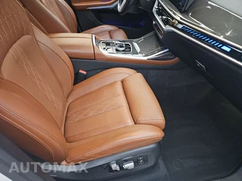 2024 BMW X7 Sports Activity Vehicle M60i – miniatura 8
