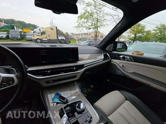 2024 BMW X7 Sports Activity Vehicle M60i - miniatura 10