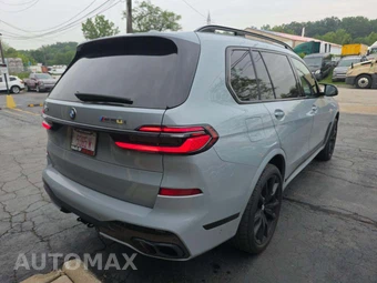 2024 BMW X7 Sports Activity Vehicle M60i - miniatura 3