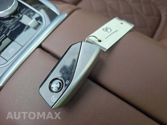 2024 BMW X7 Sports Activity Vehicle xDrive40i - miniatura 8