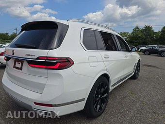 2024 BMW X7 Sports Activity Vehicle xDrive40i - miniatura 3