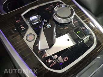 2024 BMW X7 Sports Activity Vehicle xDrive40i - miniatura 8