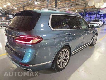 2024 BMW X7 Sports Activity Vehicle xDrive40i - miniatura 3