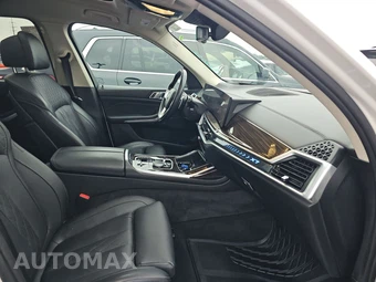 2024 BMW X7 Sports Activity Vehicle xDrive40i - miniatura 8
