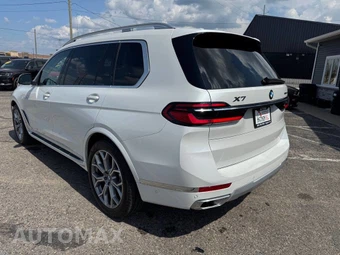 2024 BMW X7 Sports Activity Vehicle xDrive40i - miniatura 3