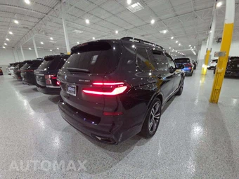 2024 BMW X7 Sports Activity Vehicle xDrive40i M SPORT LINE - miniatura 3