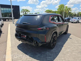 2024 BMW XM Label Red – miniatura 3