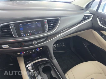 2024 Buick Enclave Essence 1SL - miniatura 11