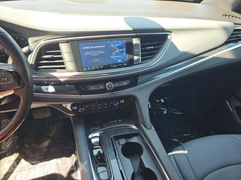 2024 Buick Enclave Essence 1SL – miniatura 10