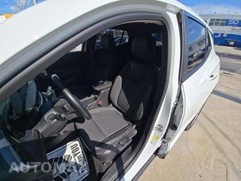 2024 Buick Encore GX Preferred 1SB – miniatura 3