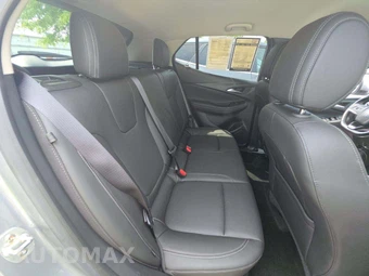2024 Buick Encore GX Sport Touring 1SD - miniatura 16