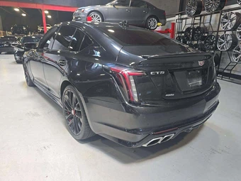 2024 Cadillac CT5 V-Series 1SF - miniatura 2