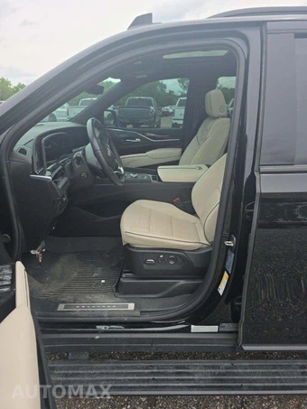 2024 Cadillac Escalade ESV Sport - miniatura 3