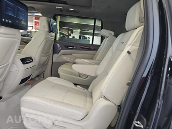 2024 Cadillac Escalade ESV Sport Platinum - miniatura 13