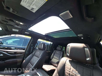 2024 Cadillac Escalade ESV Sport Platinum - miniatura 11