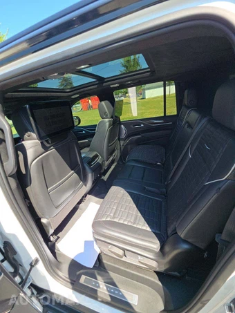 2024 Cadillac Escalade ESV Sport Platinum 1SH - miniatura 10
