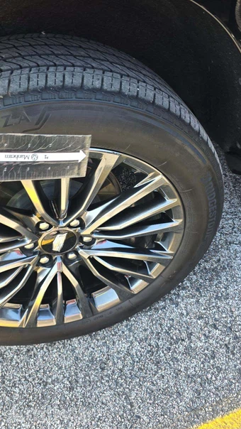 2024 Cadillac Escalade ESV V-Series 1SD - miniatura 24