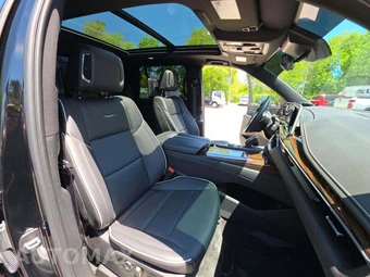 2024 Cadillac Escalade Premium Luxury - miniatura 16