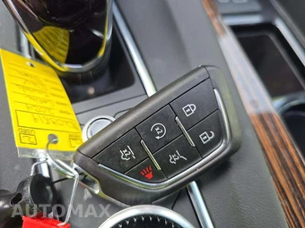 2024 Cadillac Escalade Premium Luxury 1SB - miniatura 8