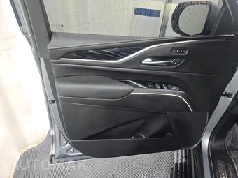 2024 Cadillac Escalade V-Series - miniatura 9