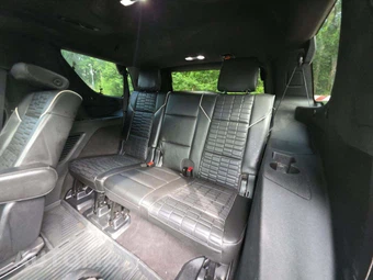 2024 Cadillac Escalade V-Series - miniatura 11