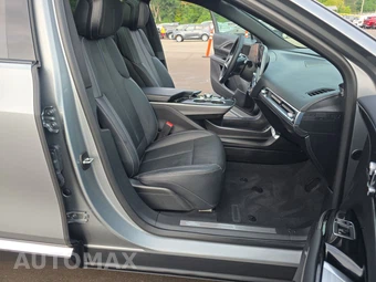 2024 Cadillac LYRIQ Luxury 1 w/1SC - miniatura 8