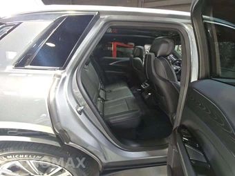 2024 Cadillac LYRIQ Luxury 1 w/1SC - miniatura 16