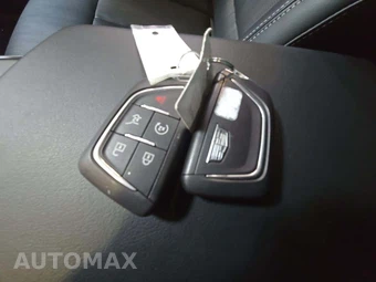 2024 Cadillac LYRIQ Luxury 1 w/1SC - miniatura 8