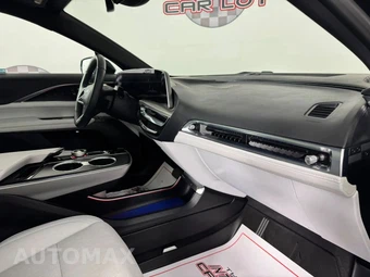 2024 Cadillac LYRIQ Luxury 1 w/1SC - miniatura 12