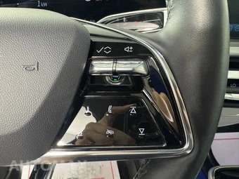 2024 Cadillac LYRIQ Luxury 1 w/1SC - miniatura 16