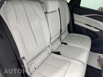 2024 Cadillac LYRIQ Luxury 1 w/1SC - miniatura 38