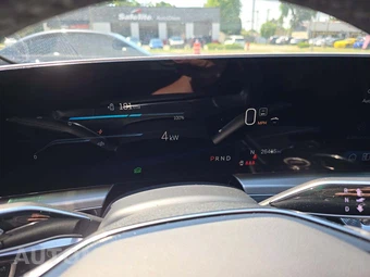 2024 Cadillac LYRIQ Luxury 1 w/1SC - miniatura 9