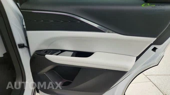 2024 Cadillac LYRIQ Luxury 1 w/1SC - miniatura 42