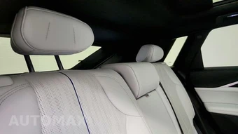 2024 Cadillac LYRIQ Luxury 1 w/1SC - miniatura 42