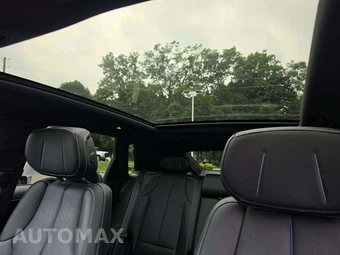 2024 Cadillac LYRIQ Luxury 1 w/1SC - miniatura 7