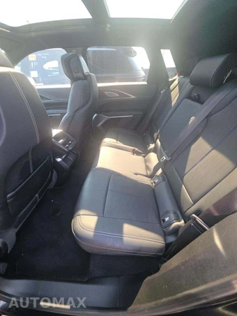 2024 Cadillac LYRIQ Luxury 1SD - miniatura 13