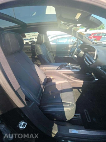 2024 Cadillac LYRIQ Luxury 1SD - miniatura 19