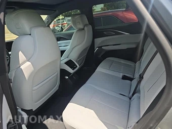 2024 Cadillac LYRIQ Luxury 2 w/1SD - miniatura 10