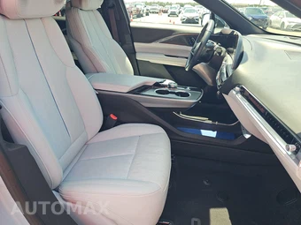 2024 Cadillac LYRIQ Luxury 2 w/1SD - miniatura 8