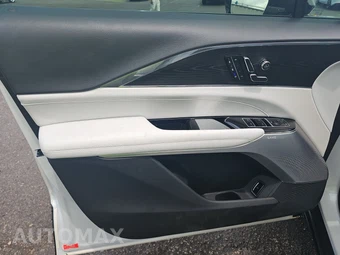 2024 Cadillac LYRIQ Sport 2 w/1SJ - miniatura 9