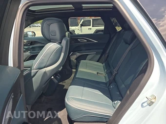 2024 Cadillac LYRIQ Sport 3 w/1SK - miniatura 13
