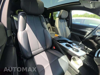 2024 Cadillac LYRIQ Tech 1SA - miniatura 19