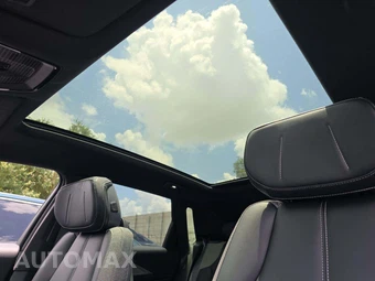 2024 Cadillac LYRIQ Tech 1SA - miniatura 11