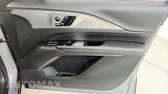 2024 Cadillac LYRIQ Tech 1SA - miniatura 38