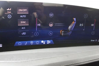 2024 Cadillac XT4 Premium Luxury 1SD - miniatura 19