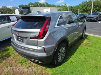 2024 Cadillac XT4 Premium Luxury 1SE - miniatura 3