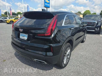 2024 Cadillac XT4 Premium Luxury 1SE - miniatura 3