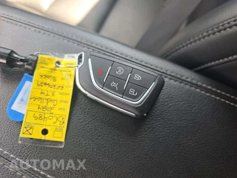 2024 Cadillac XT4 Premium Luxury 1SE - miniatura 8